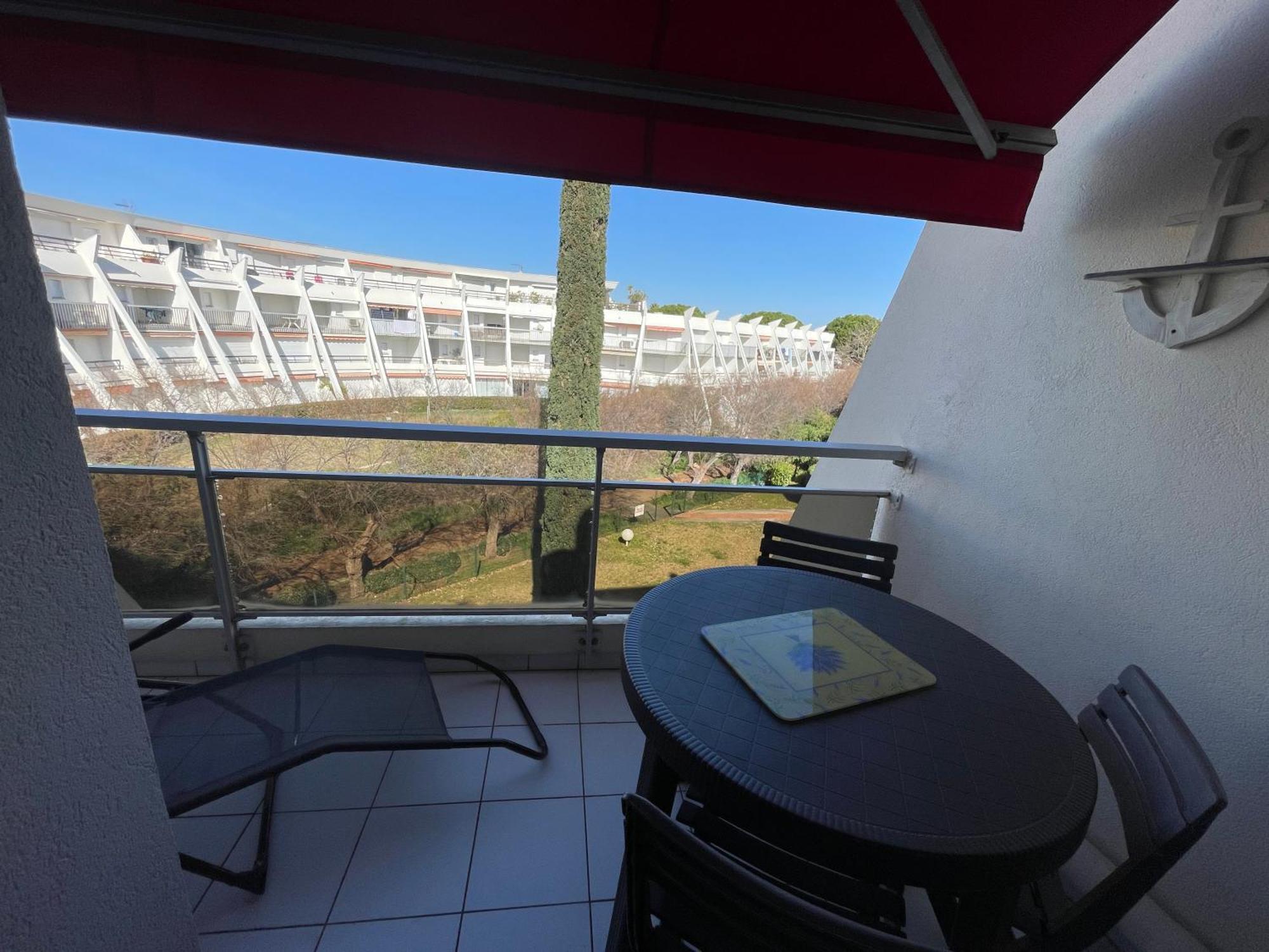 Moderne - Parking & Terrasse Apartment *